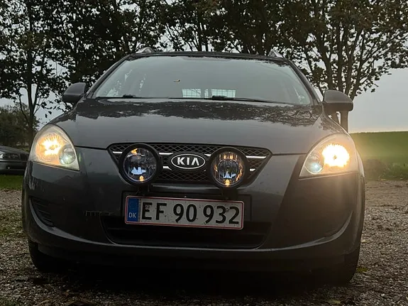 Kia Ceed 2008 photo 4