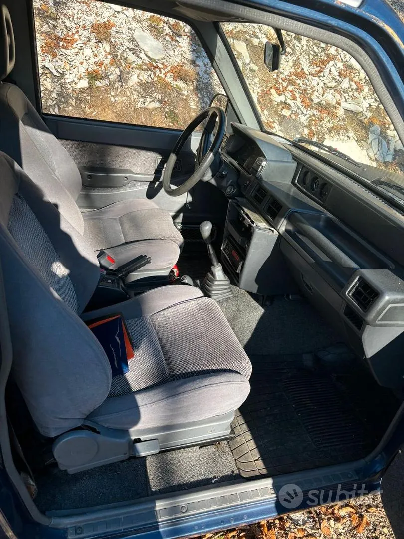 Daihatsu Feroza 1991 photo 3