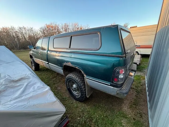 Dodge Ram 2500 1997 photo 3