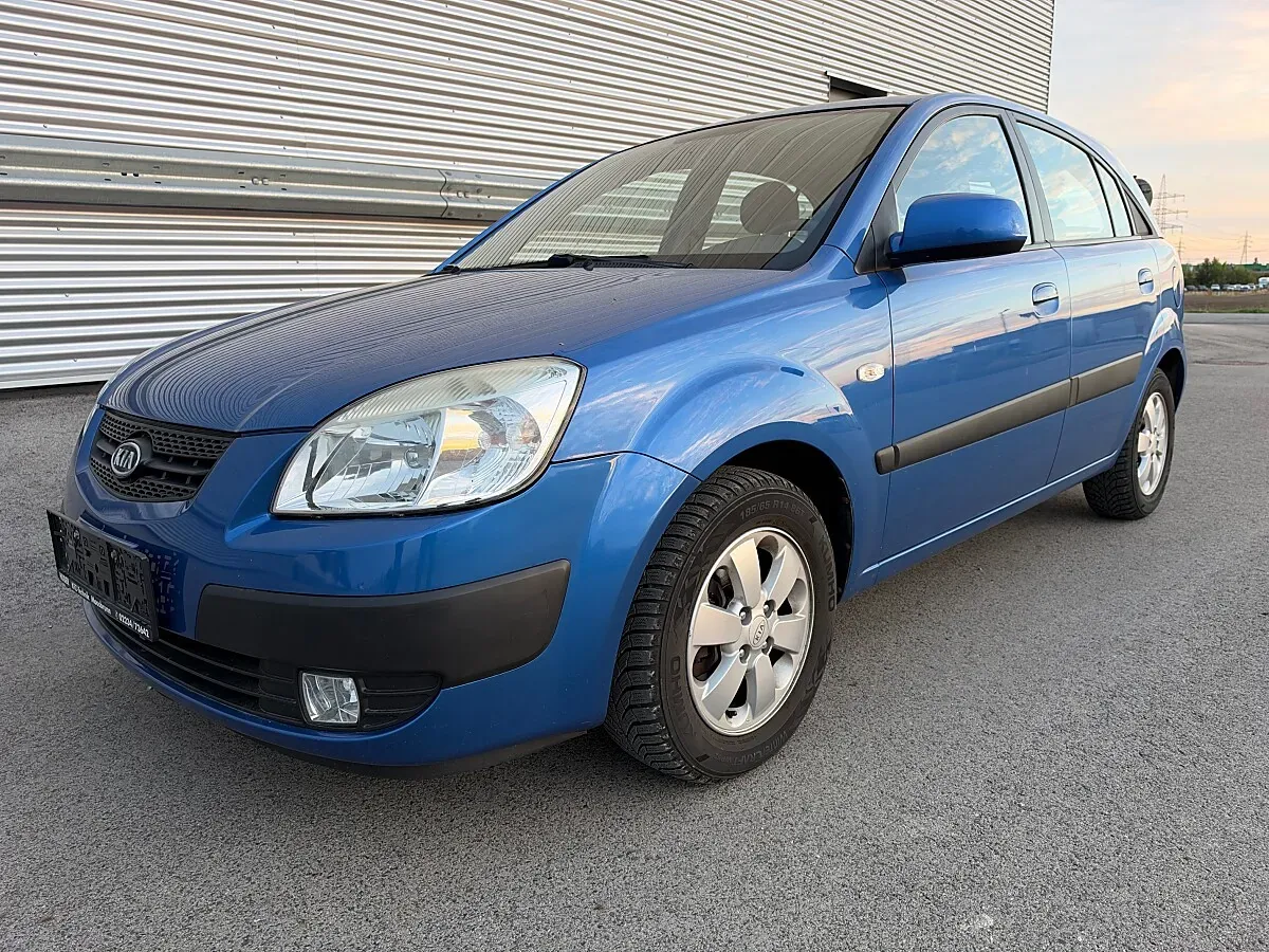 Kia Rio 2009 photo 2
