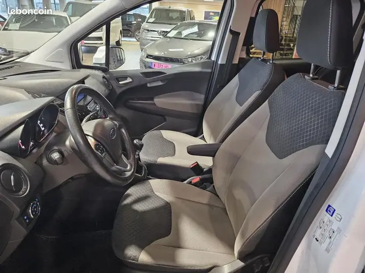 Ford Tourneo Courier 2019 photo 5