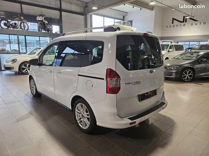 Ford Tourneo Courier 2019 photo 3