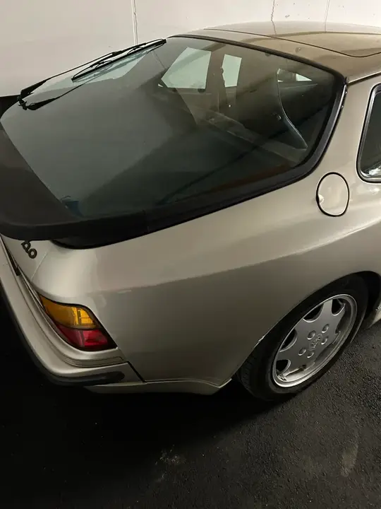 Porsche 944 1989 photo 2