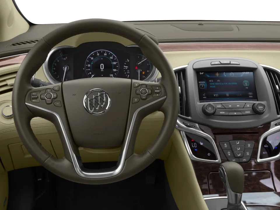 Buick Lacrosse 2015 photo 4