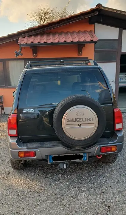 Suzuki Grand Vitara 2001 photo 3