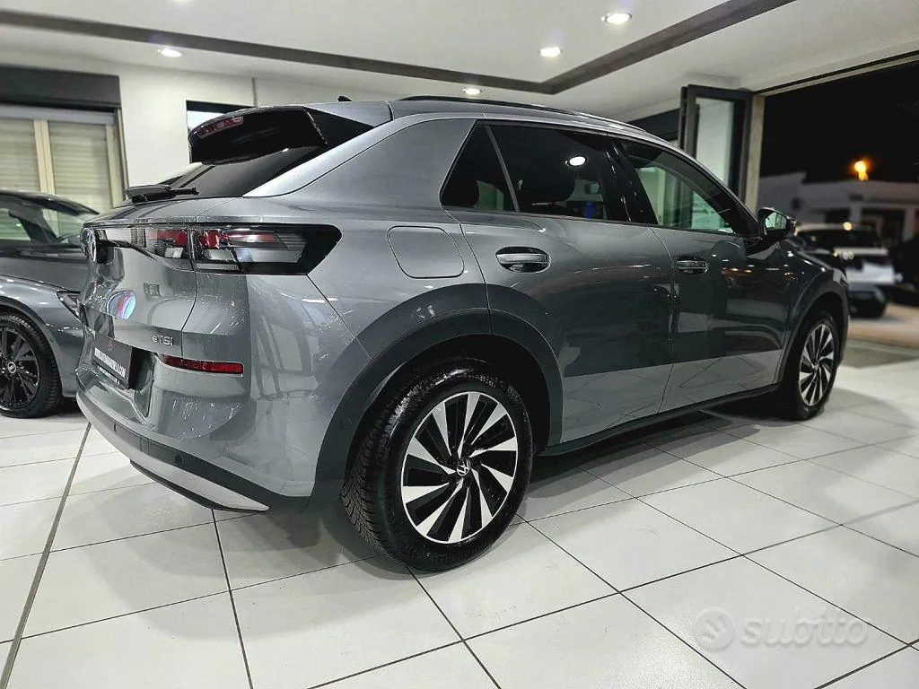 Volkswagen T-Roc 2026 photo 4