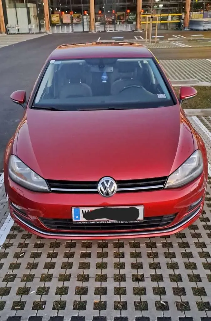 Volkswagen Golf 2013 photo 2