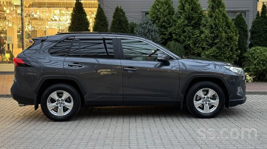 Toyota Rav4 2020 photo 5