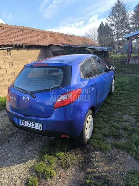 Mazda 2 2007 photo 3