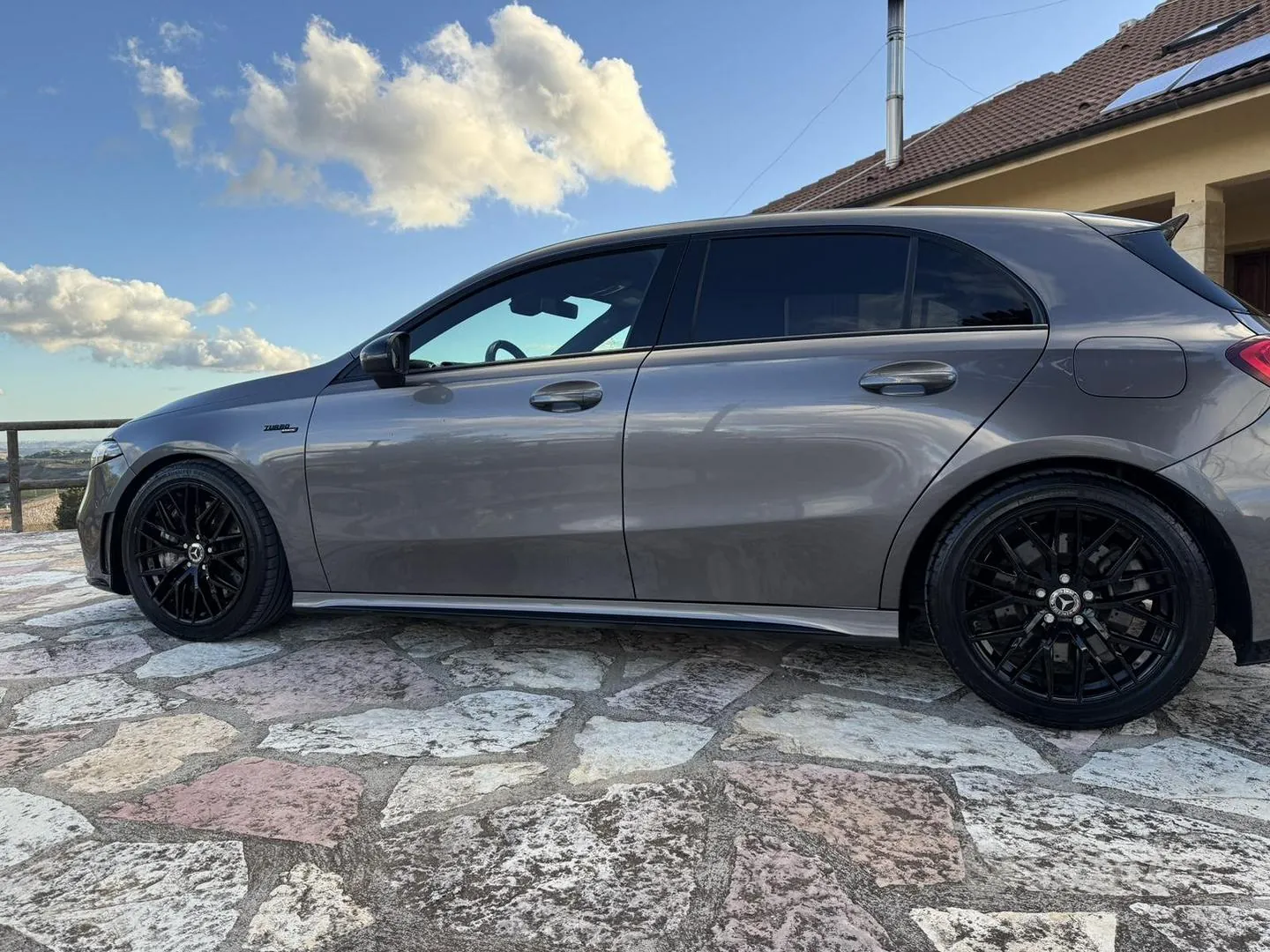 Mercedes-Benz A35 Amg 2021 photo 3