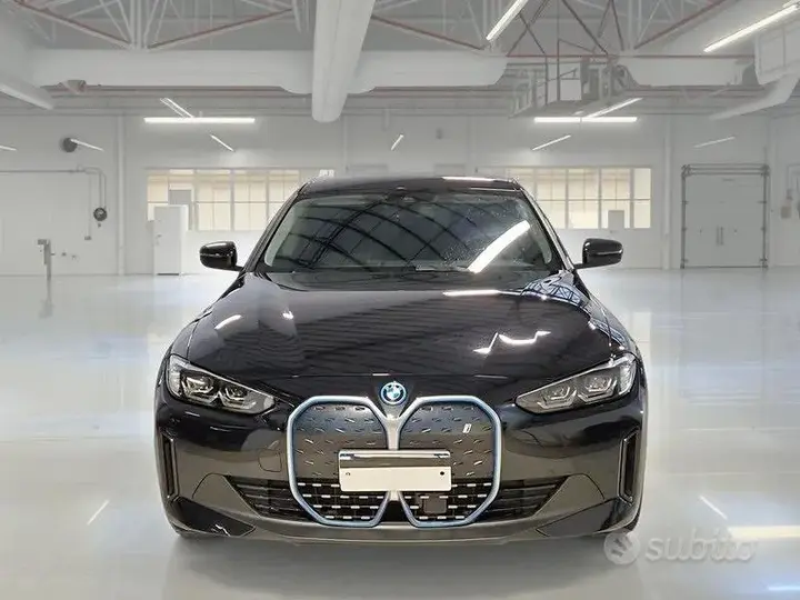 BMW I4 2022 photo 2