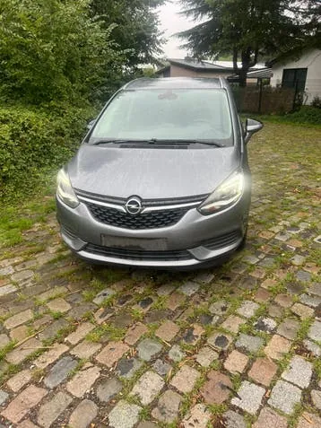 Opel Zafira Tourer