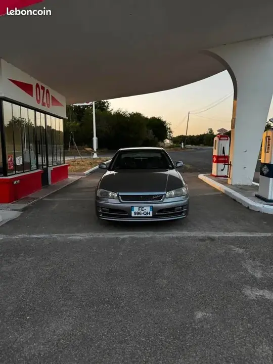 Nissan Skyline 2001 photo 3