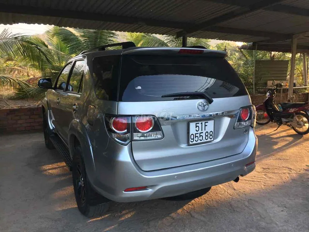 Toyota Fortuner 2016 photo 2