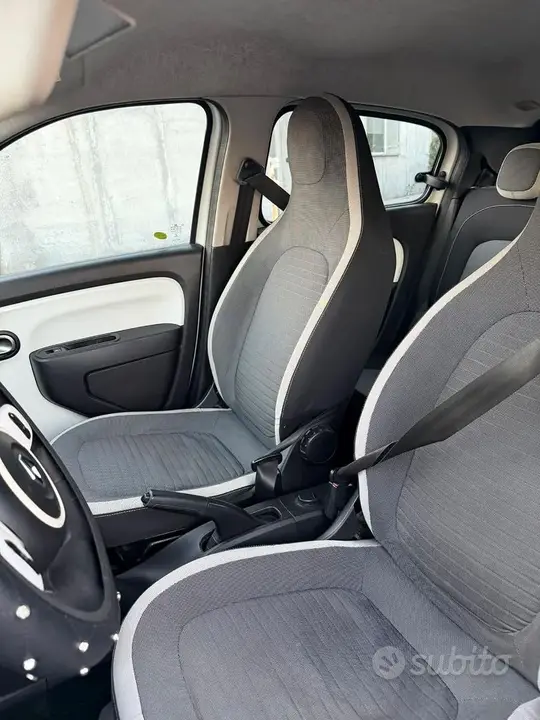 Renault Twingo 2015 photo 4