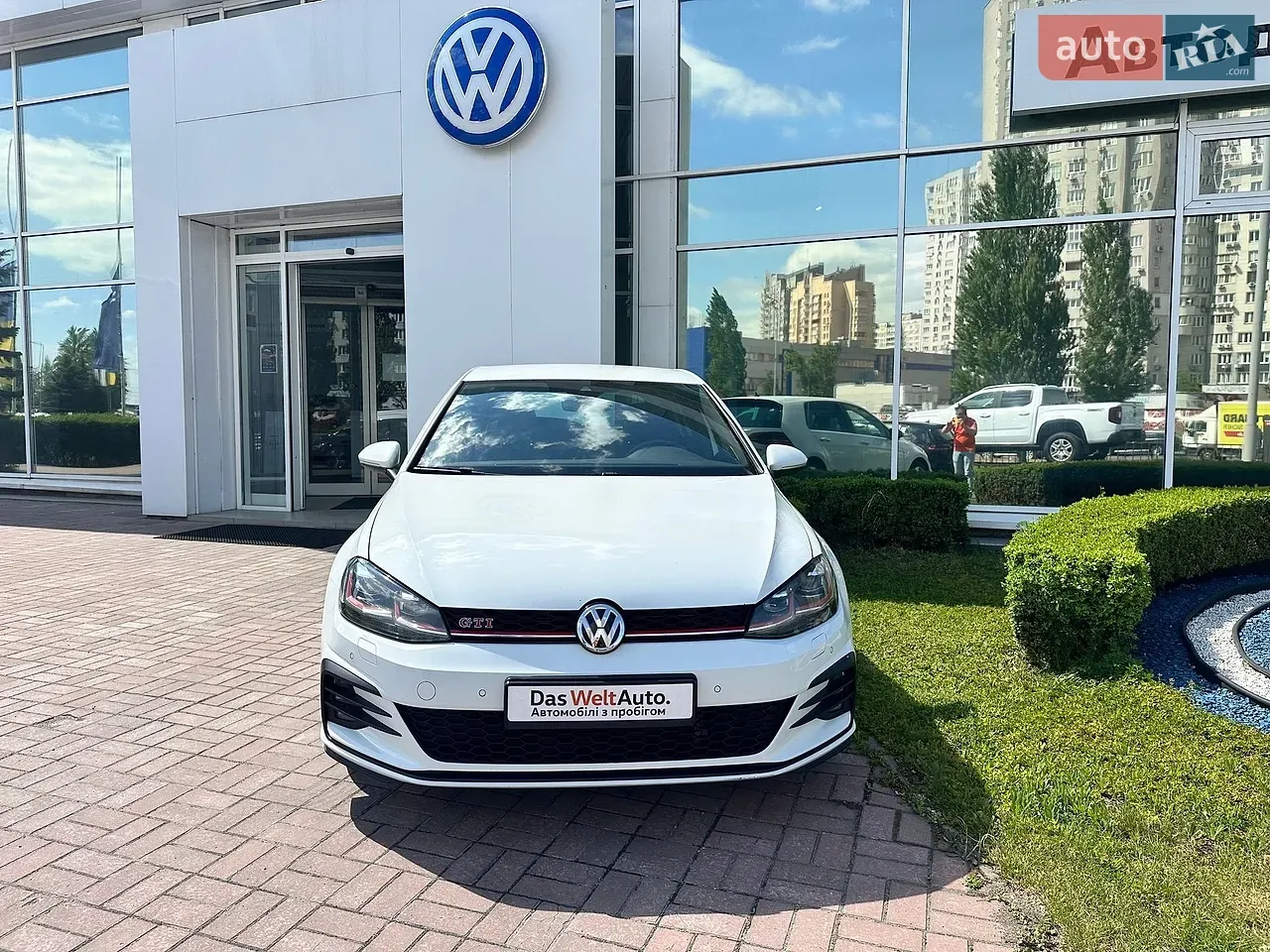 Volkswagen Golf Gti 2019 photo 2