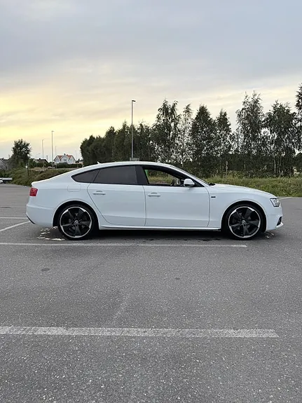 Audi A5 2014 photo 4