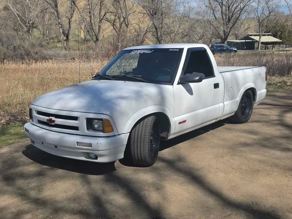 Chevrolet S10 1996 photo 4