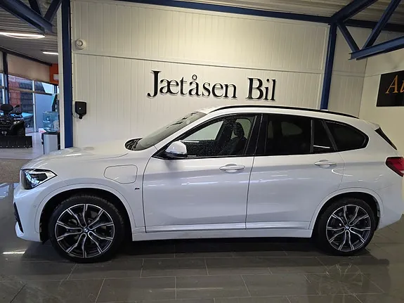 BMW X1 2021 photo 2