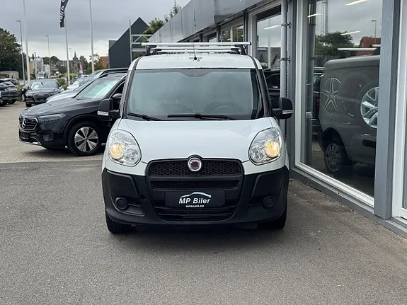 Fiat Doblò Cargo 2010 photo 3