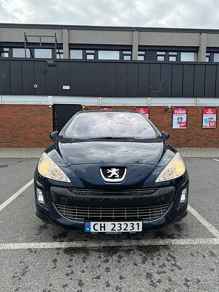 Peugeot 308 2011 photo 2