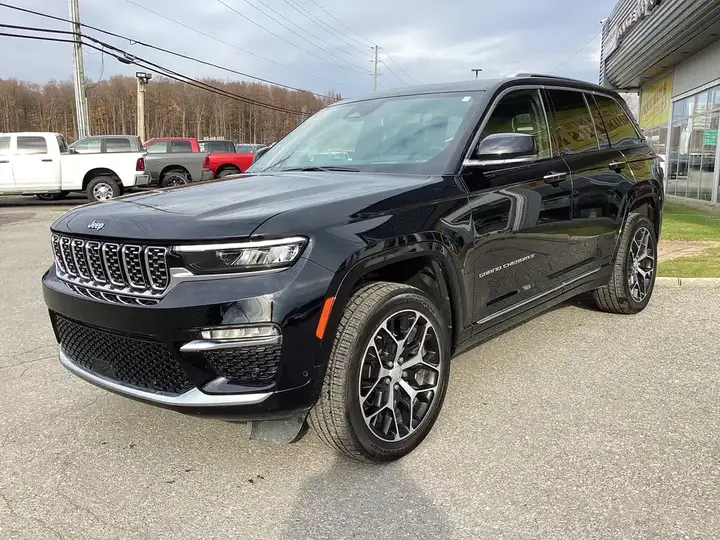 Jeep Grand Cherokee 2024 photo 3