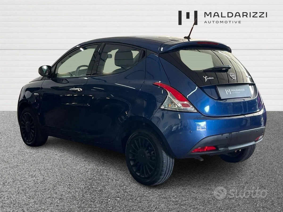 Lancia Ypsilon 2022 photo 4
