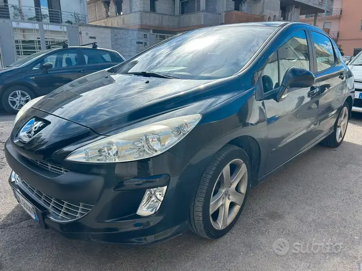 Peugeot 308 2008 photo 4