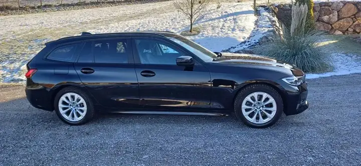 BMW 320D 2020 photo 2