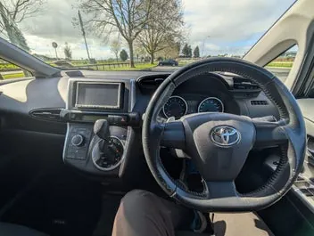 Toyota Wish 2009 photo 5