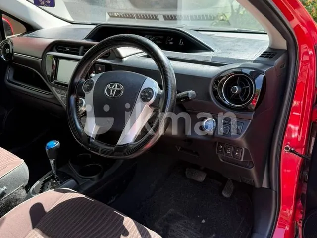 Toyota Aqua 2015 photo 4