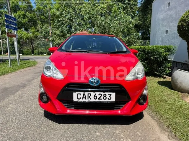 Toyota Aqua 2015 photo 2