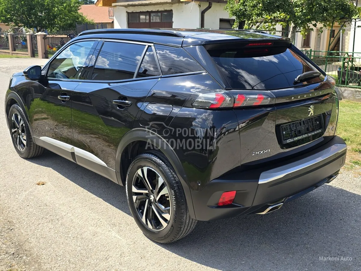 Peugeot 2008 2021 photo 4
