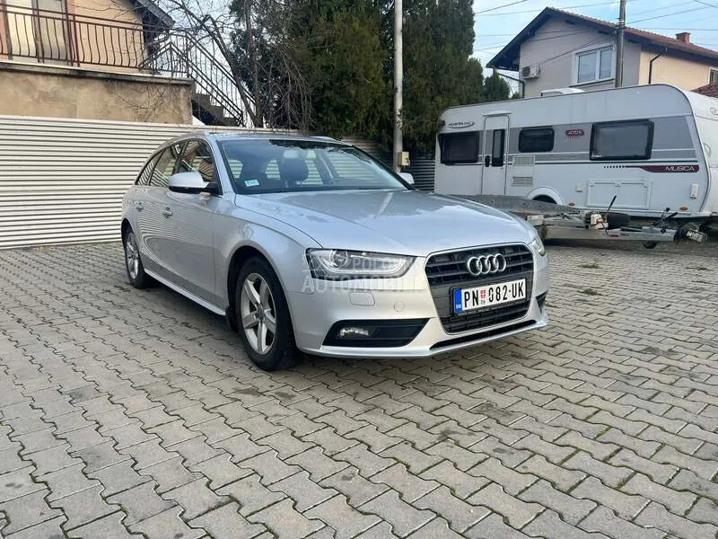 Audi A4 2013 photo 2