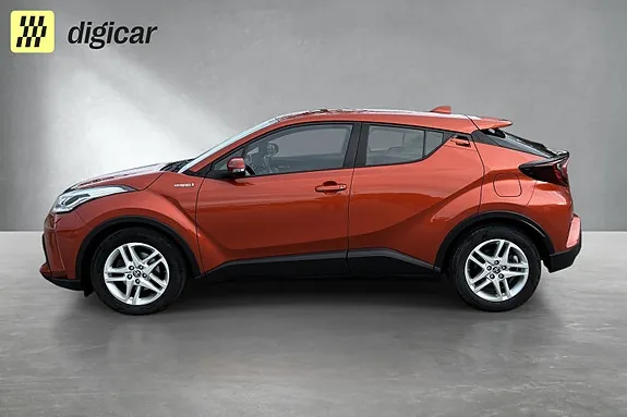 Toyota C-Hr 2021 photo 2