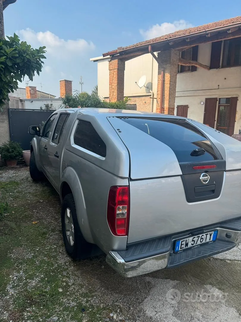 Nissan Navara 2014 photo 3