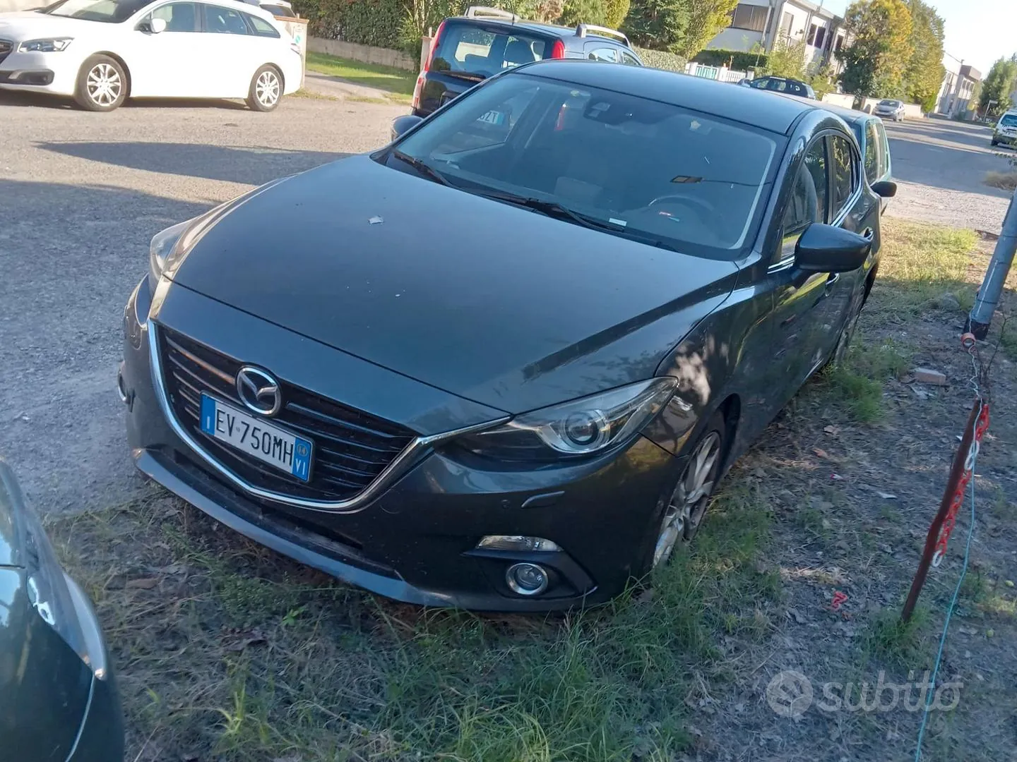 Mazda Mazda 3 2014 photo 3