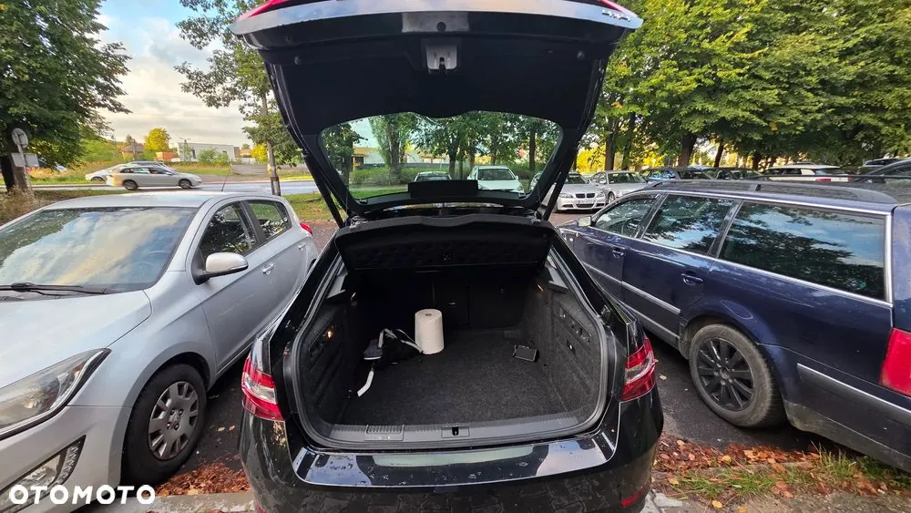 Skoda Superb 2019 photo 3