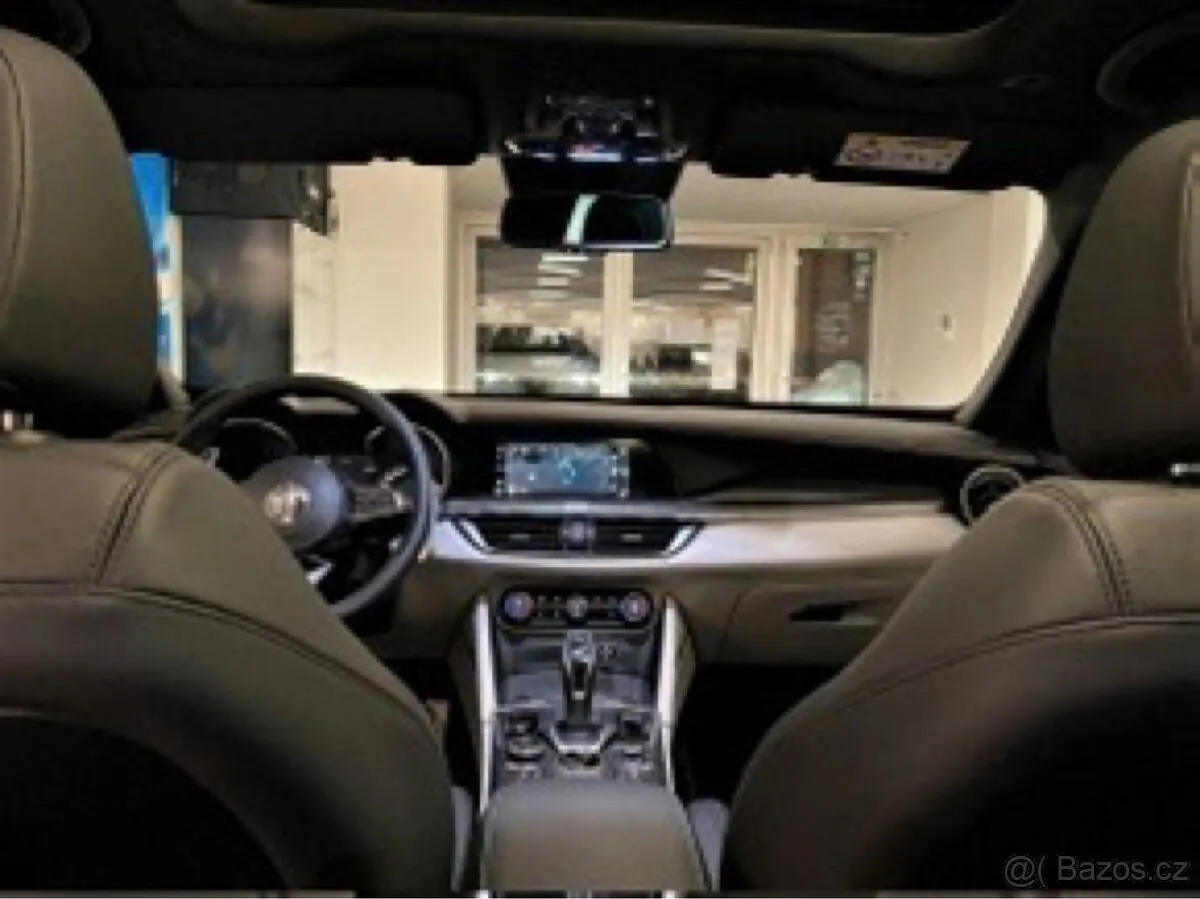 Alfa Romeo Stelvio 2021 photo 4