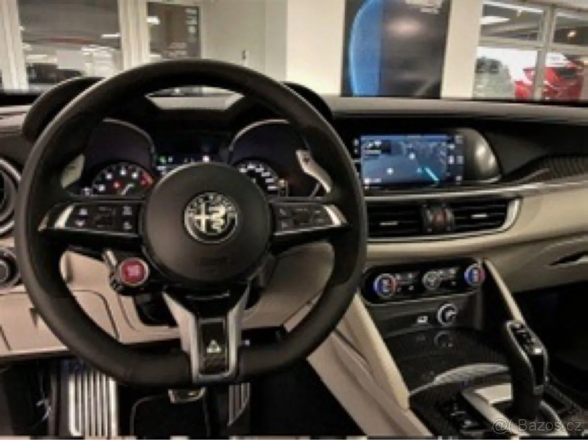 Alfa Romeo Stelvio 2021 photo 5