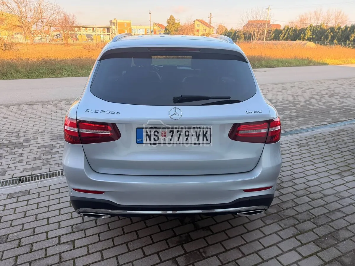 Mercedes-Benz Glc 2017 photo 5