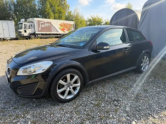 Volvo C30 2010 photo 2