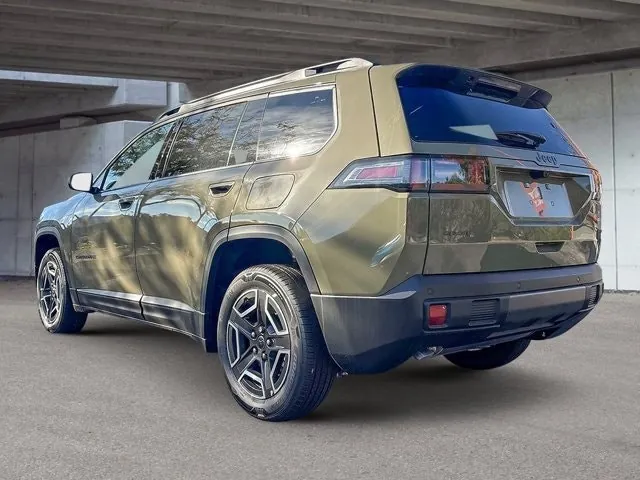 Jeep Cherokee 2026 photo 4