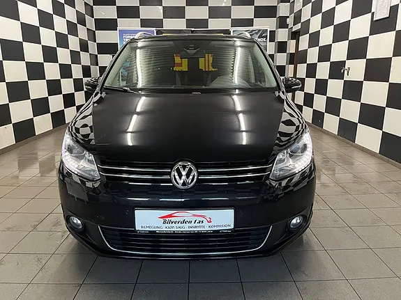 Volkswagen Touran 2014 photo 3