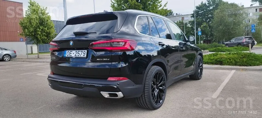 BMW X5 2021 photo 3