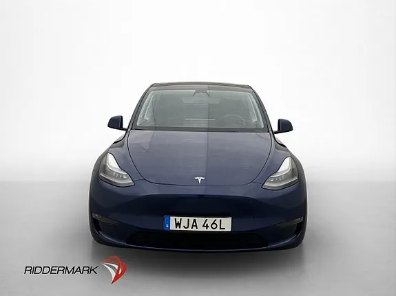 Tesla Model Y 2023 photo 2