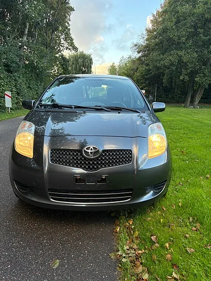 Toyota Yaris 2008 photo 3