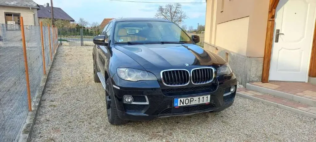 BMW X6 2012 photo 2
