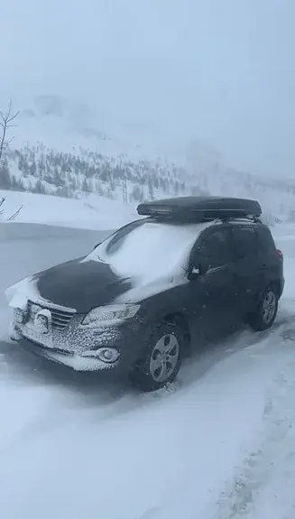 Toyota Rav4 2010 photo 2