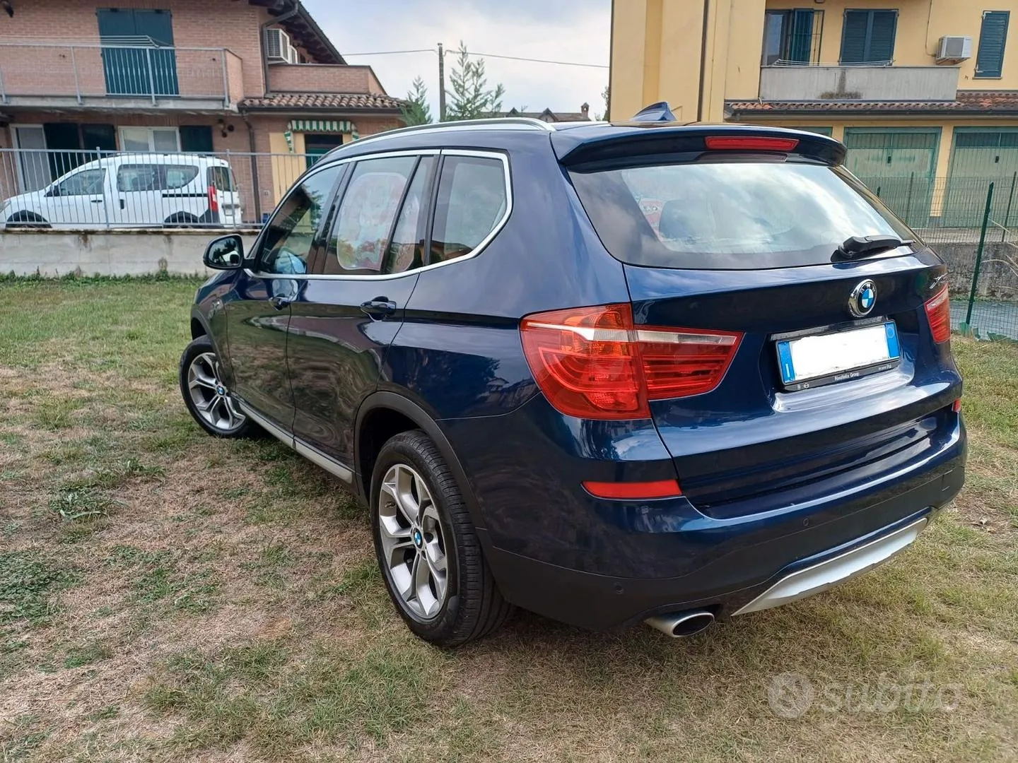 BMW X3 2014 photo 2